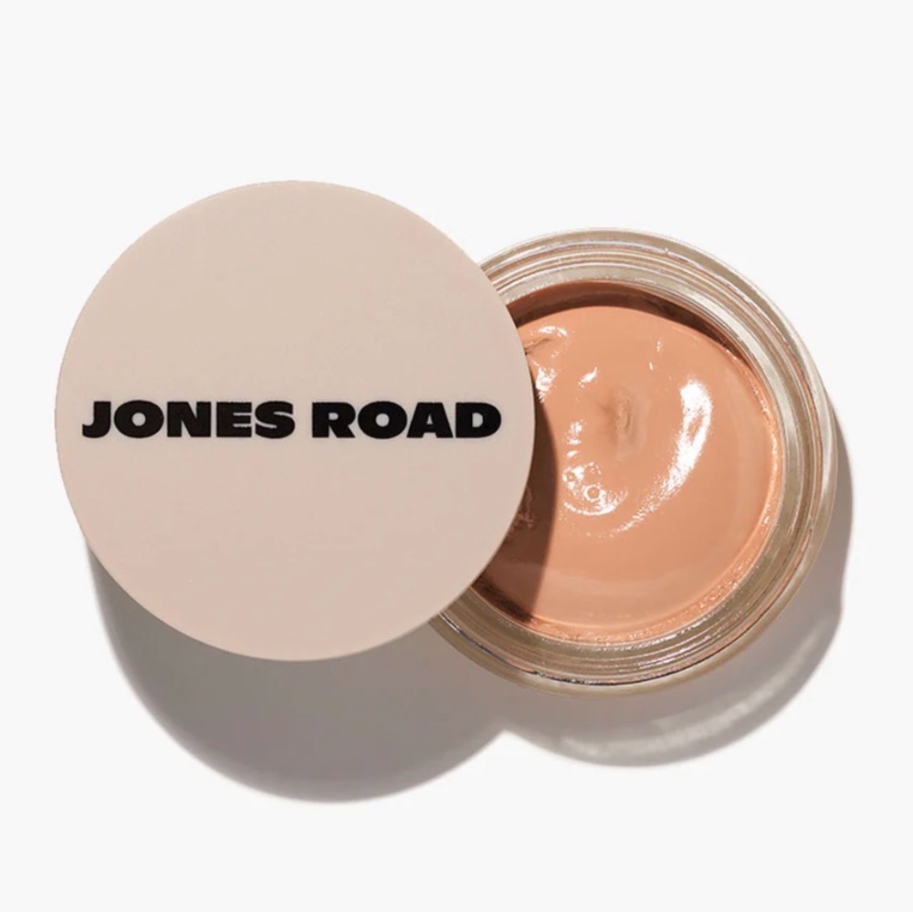Jones Road What The Foundation Beige